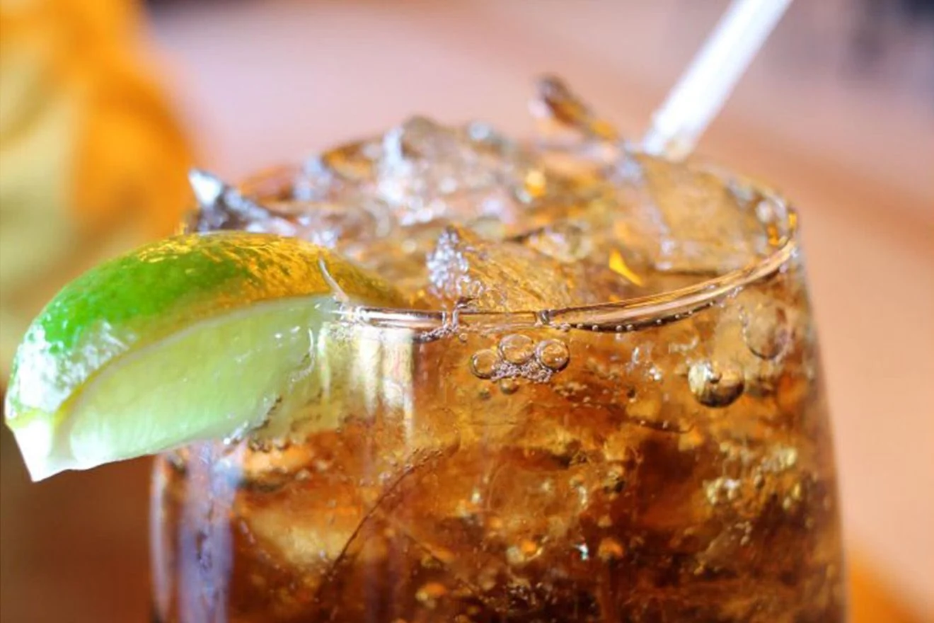 cuba libre cocktail