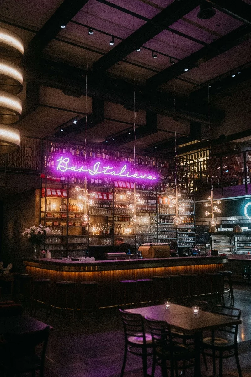 Bar